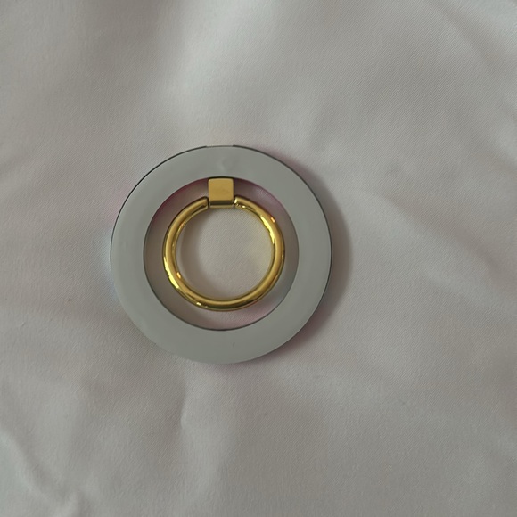 Stardust Painted MagSafe iPhone 14 Pro Case with matching MagSafe Phone Ring - Picture 6 of 11